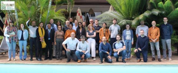 L'équipe du projet CLiMiT, représentée lors du comité de pilotage pour le lancement du projet le 16 Mai 2024 © M. Rananja, Cirad